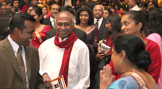 Rohana Baddage (Center) arrives for the Sinhala Language Day Celebrations in Toronto. (Picture by Mahesh Abeyewardene)