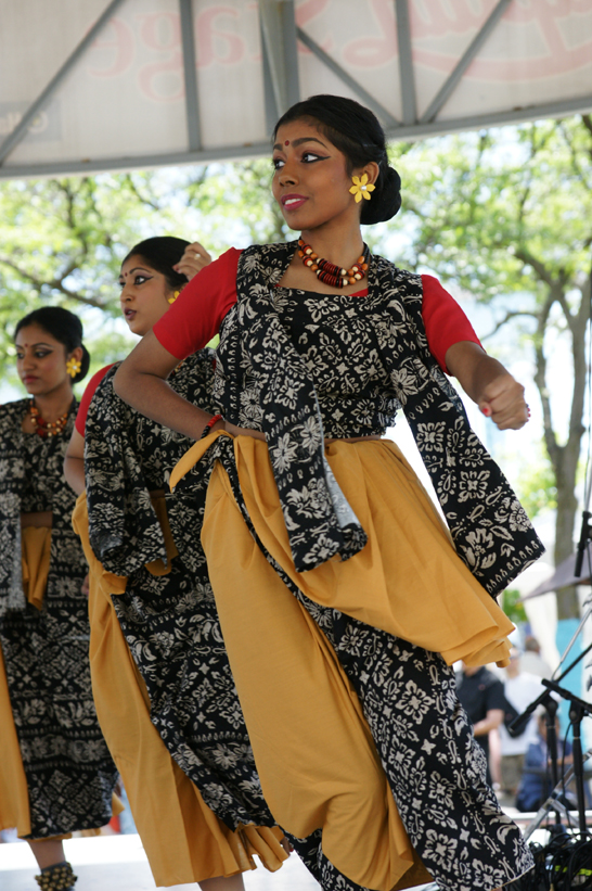 Colourful Sri Lankan dance performance. (Stefano Rodriguez/Harbourfront)