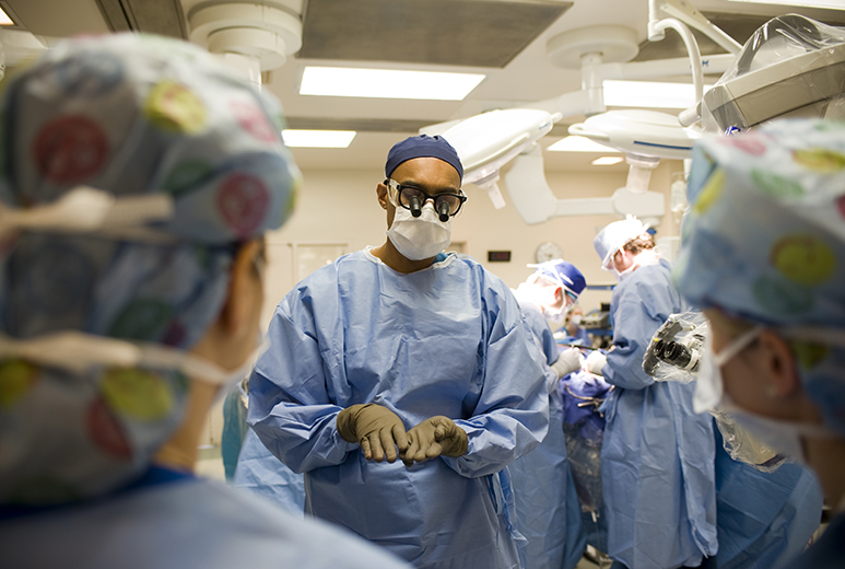 Ellegala doing modern neurosurgery in US