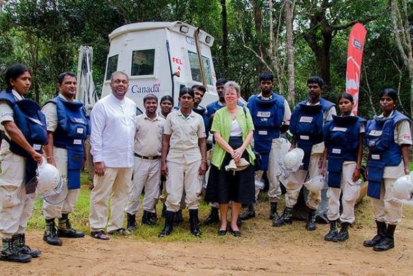 Sri Lankan Foreign Minister Mangala Samaraweera and Canadian High Commissioner Shelly Whiting with Canadian sponsored demining team.