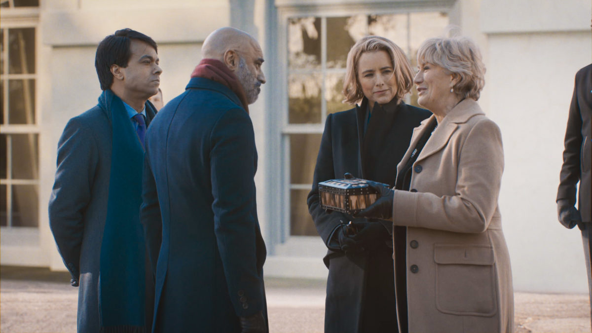 The Sri Lankan President president accompanied by his astrologer gifts Ceylon Tea to Acting President Vice President Hurst (played by Jayne Atkinson) as Secretary of State McCord (played by Tea Leoni) looks on. (Pictures courtesy CBS)